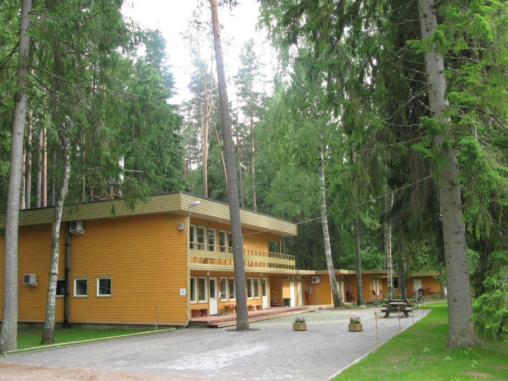 Taevaskoja Salamaa Hotel Polva Exterior photo
