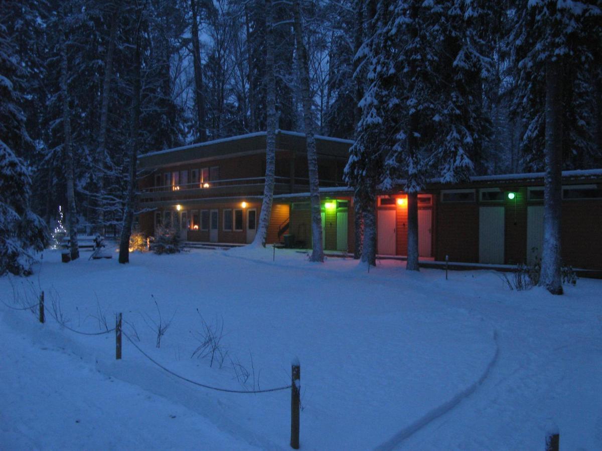 Taevaskoja Salamaa Hotel Polva Exterior photo